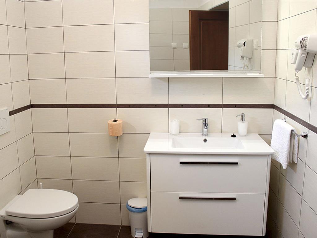 Holiday Home Mate Tinjan 部屋 写真