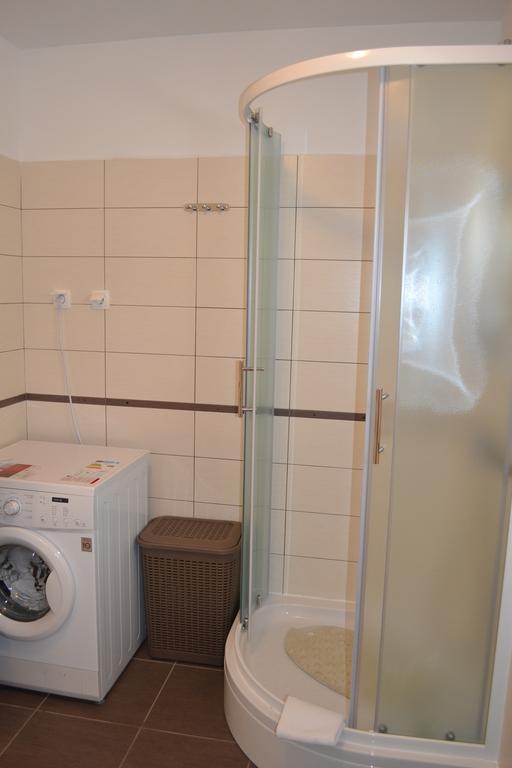 Holiday Home Mate Tinjan 部屋 写真